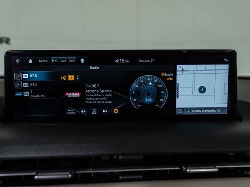 Used 2023 Genesis GV70 2.5T w/ Select Package image 30