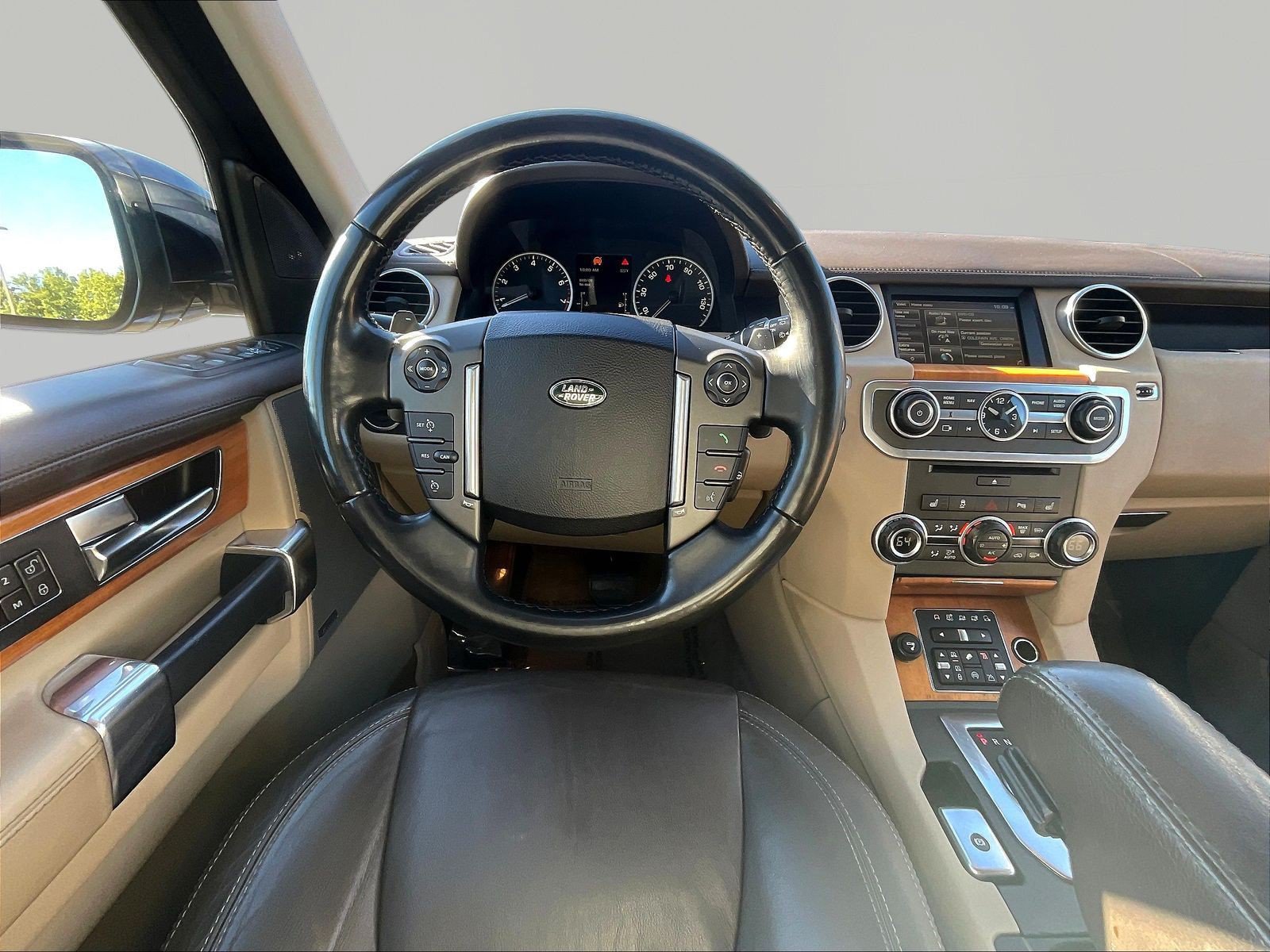 Used 2014 Land Rover LR4 HSE LUX AWD/4WD image 8