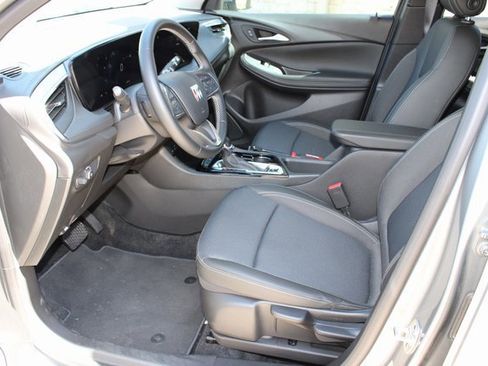 Used 2025 Buick Encore GX Preferred image 15