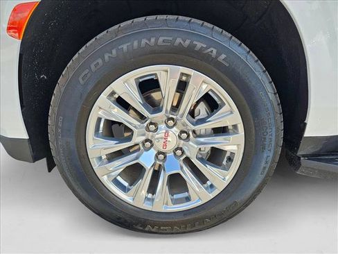 Certified 2023 GMC Yukon Denali image 24