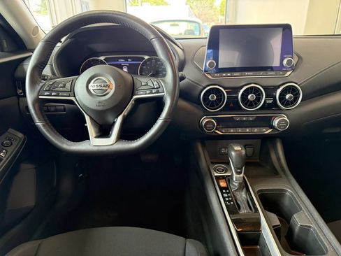 Used 2023 Nissan Sentra SV w/ All-Weather Package FWD image 9