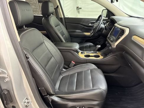 Used 2019 GMC Acadia Denali FWD image 29