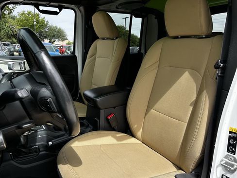 Used 2021 Jeep Gladiator Sport AWD/4WD image 28