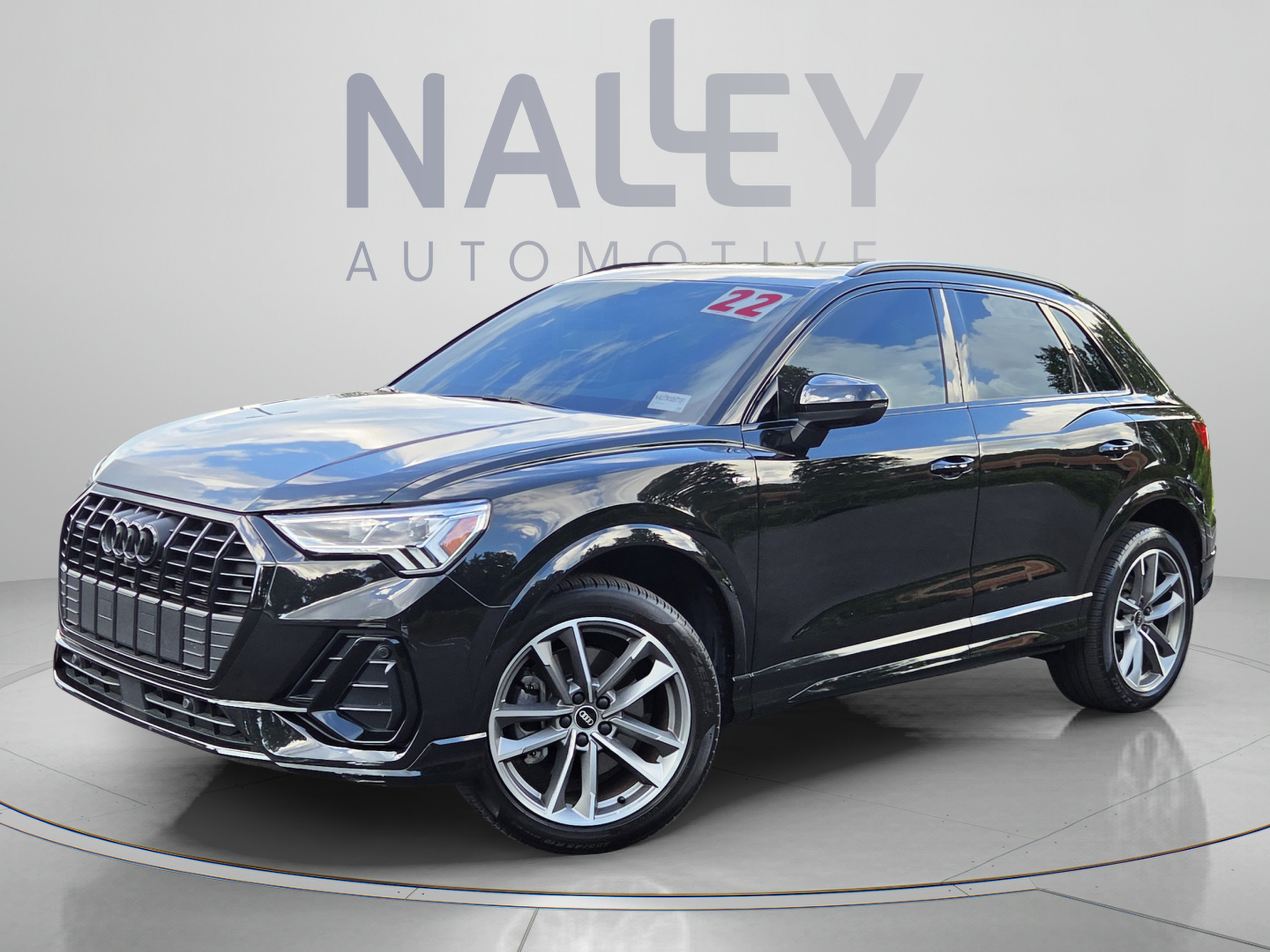 Used 2022 Audi Q3 2.0T Premium Plus AWD/4WD image 1