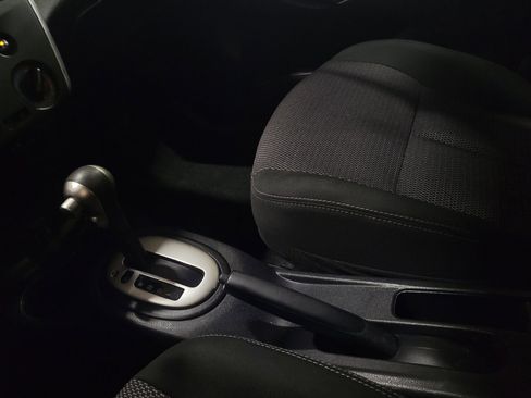 Used 2019 Nissan Versa SV image 26