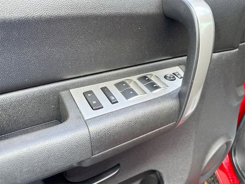 Used 2007 Chevrolet Silverado 2500 LT w/ 1LT Convenience Package image 20