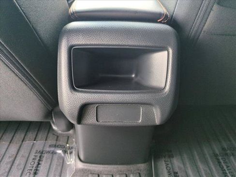 Used 2025 Honda HR-V Sport image 16