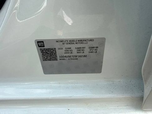 Used 2025 GMC Sierra 3500 Pro w/ Convenience Package AWD/4WD image 39