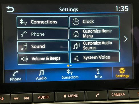 Used 2025 Nissan Sentra SV FWD image 50