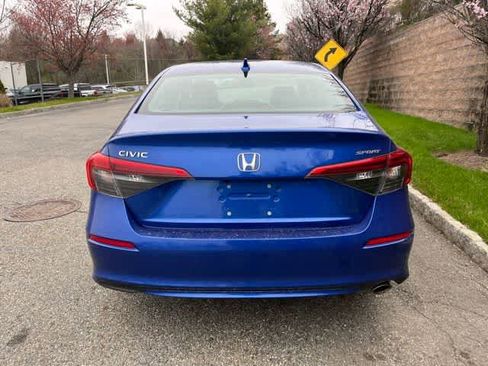 Used 2024 Honda Civic Sport image 5