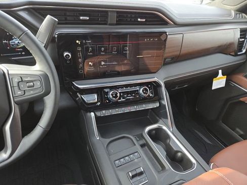 New 2026 GMC Sierra 3500 Denali Ultimate image 40