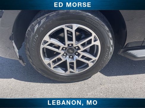Certified 2025 Ford Expedition Active AWD/4WD image 32