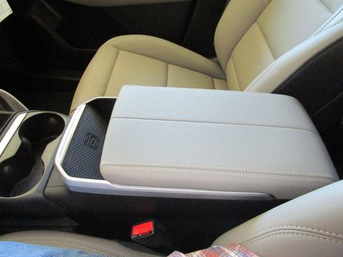 New 2026 GMC Terrain Elevation w/ Elevation Premium Package image 38