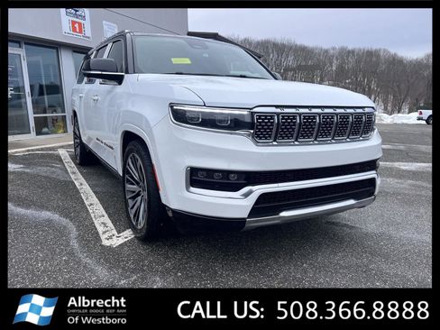 Used 2024 Jeep Grand Wagoneer L Series III AWD/4WD image 7