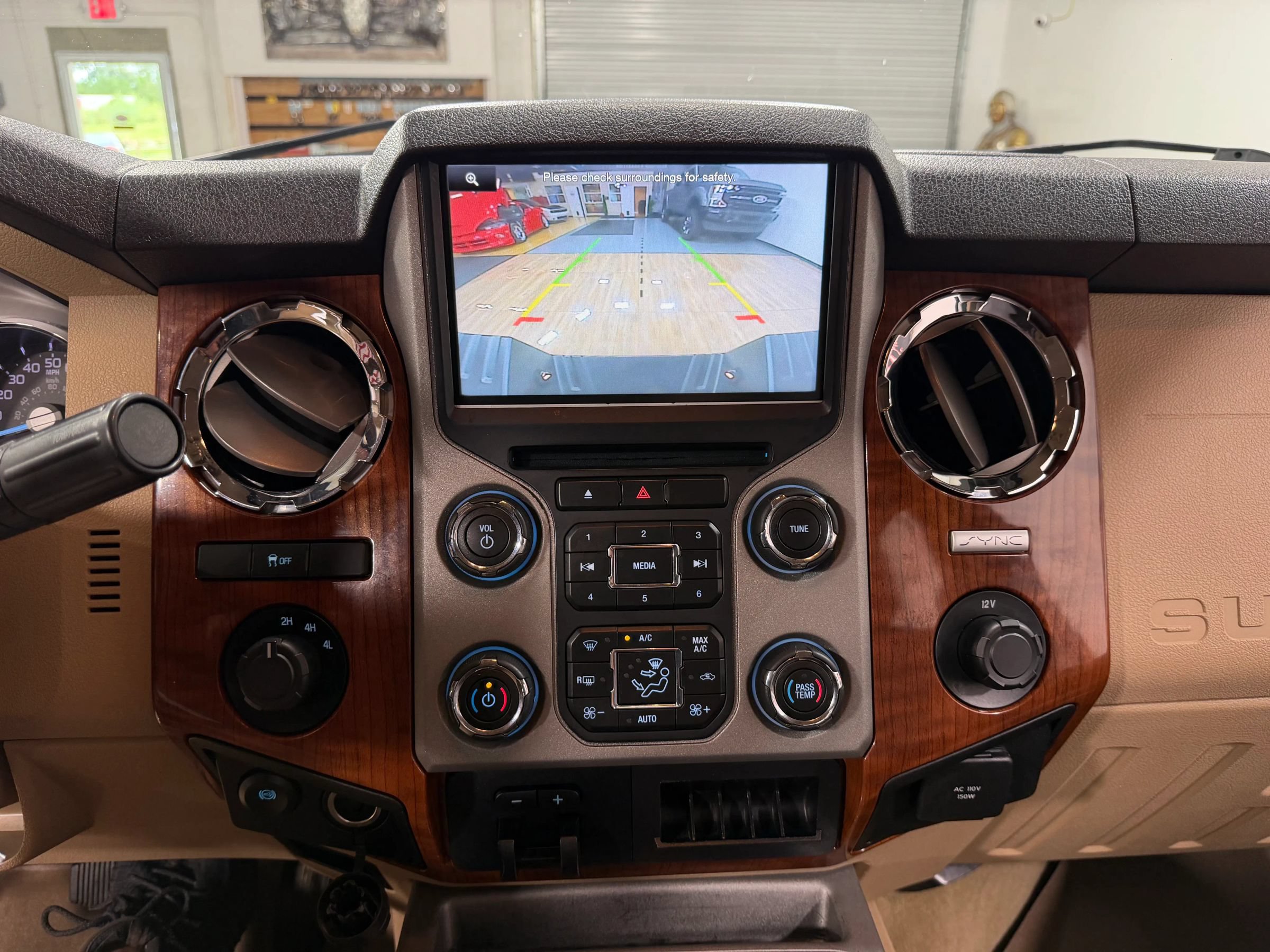 Used 2016 Ford F250 King Ranch AWD/4WD image 14