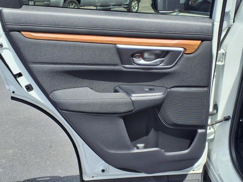 Used 2019 Honda CR-V EX image 16