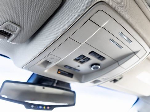 Used 2018 GMC Yukon Denali w/ Open Road Package image 21