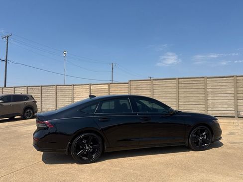 Used 2024 Honda Accord Sport image 24