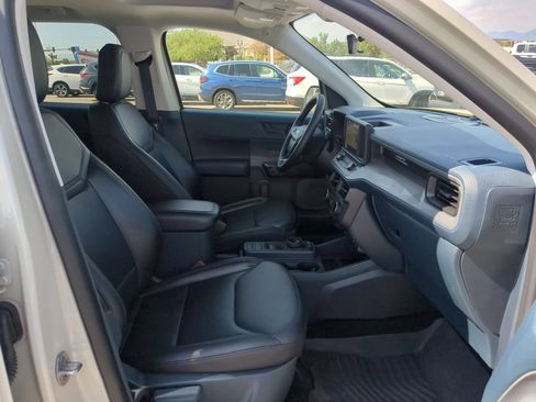 Used 2024 Ford Maverick Lariat w/ Black Appearance Package FWD image 31