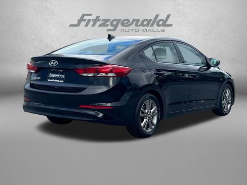 Used 2018 Hyundai Elantra SEL FWD image 8