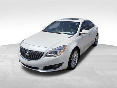Used 2016 Buick Regal Premium w/ Driver Confidence Package #1 AWD/4WD image 34