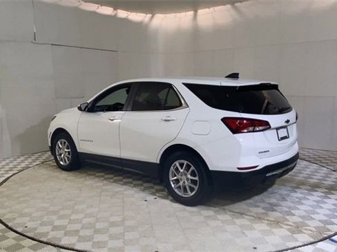 Used 2024 Chevrolet Equinox LT w/ LPO, Floor Liner Package image 6