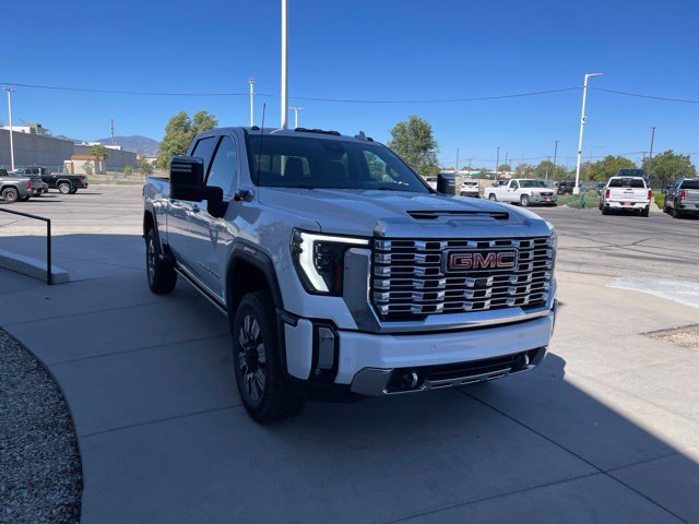 Used 2024 GMC Sierra 2500 Denali w/ Denali Reserve Package AWD/4WD image 6