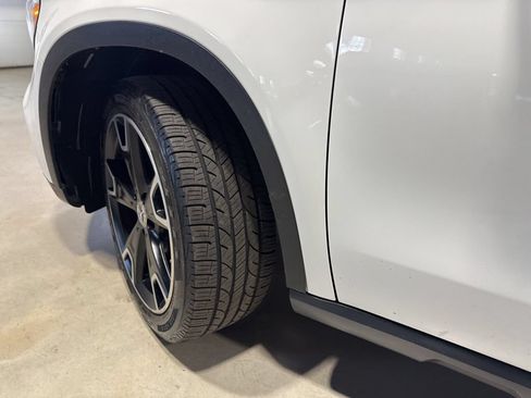 Used 2020 Mercedes-Benz GLA 250 4MATIC image 3