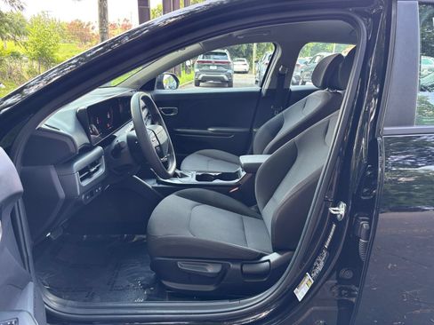 Used 2026 Kia K4 FWD image 25