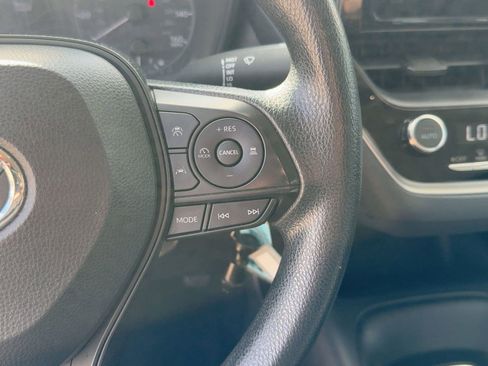 Used 2024 Toyota Corolla LE image 27