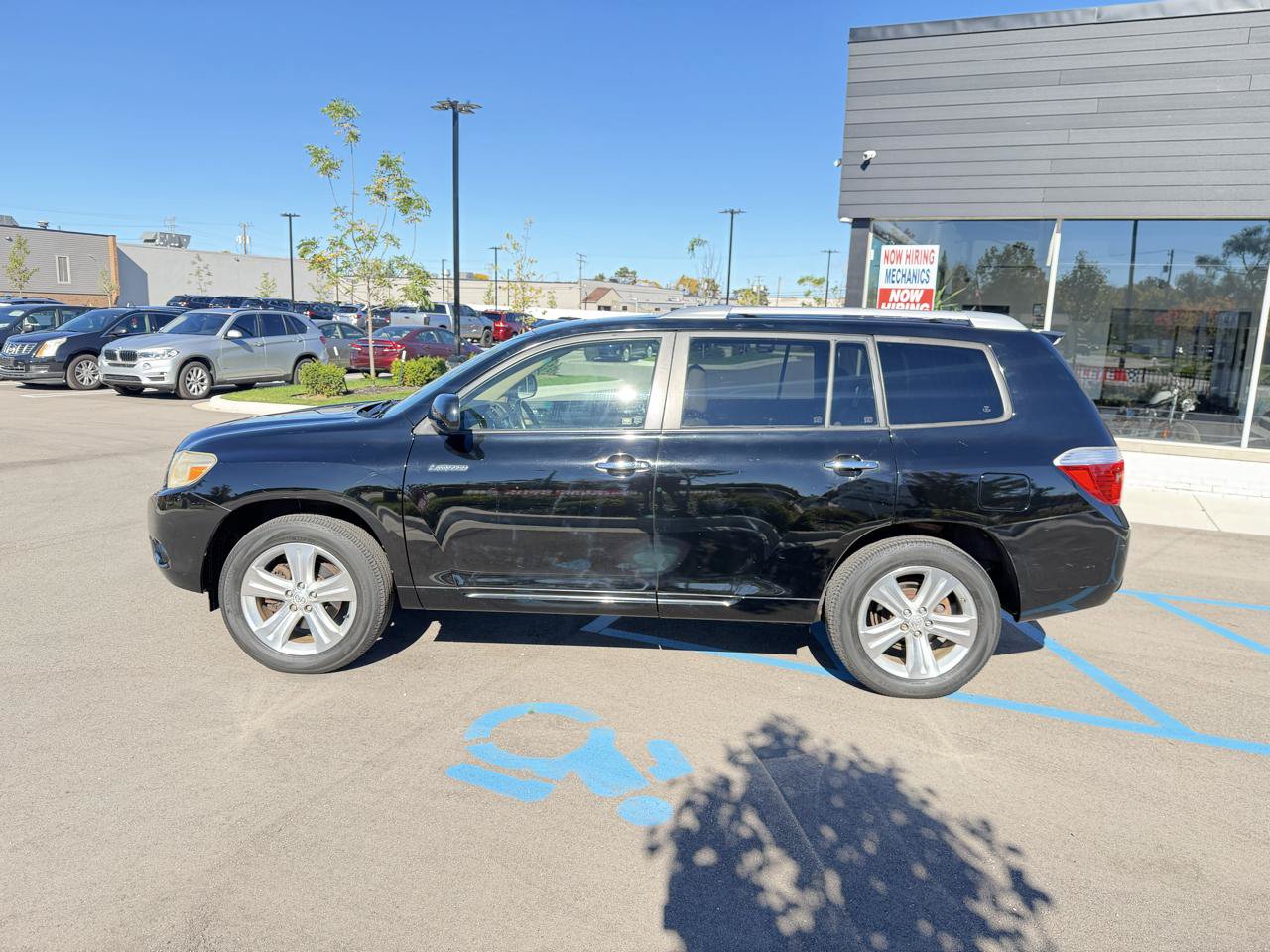 Used 2008 Toyota Highlander Limited w/ Tow Pkg AWD/4WD image 8