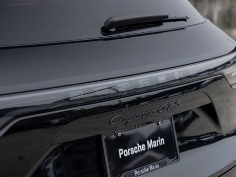Certified 2023 Porsche Cayenne GTS AWD/4WD image 18