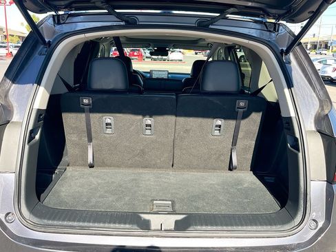 Used 2025 Honda Pilot Touring image 28