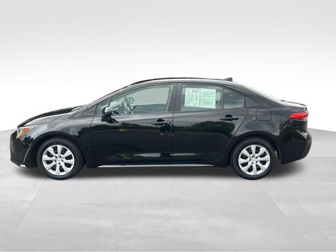 Certified 2024 Toyota Corolla LE FWD image 2
