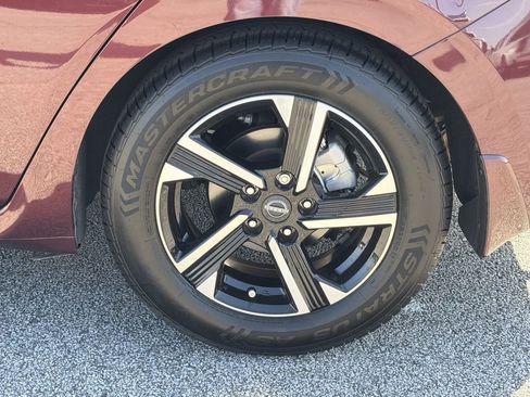 Used 2024 Nissan Sentra SV w/ All-Weather Package image 31