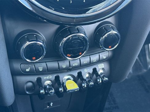 Used 2023 MINI Cooper SE image 22