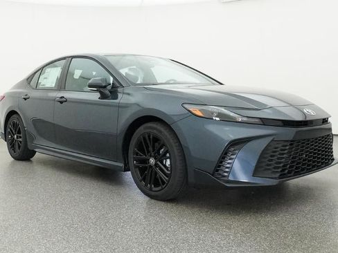New 2026 Toyota Camry SE FWD image 29