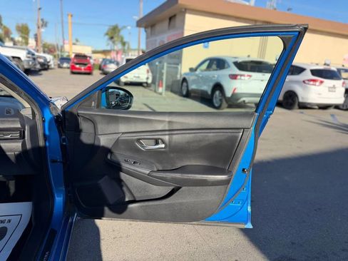 Used 2020 Nissan Sentra SV image 32