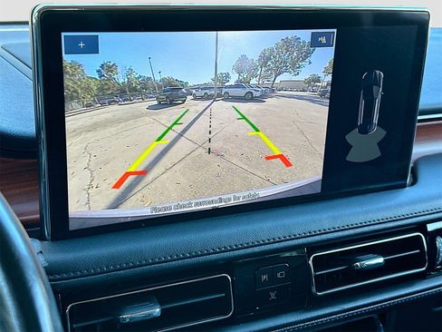 Used 2022 Lincoln Nautilus Reserve image 14