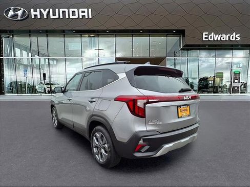 Used 2024 Kia Seltos S image 3