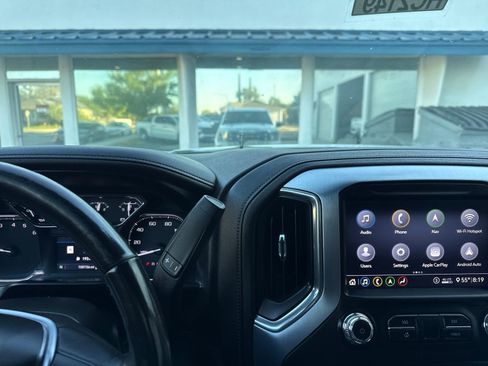 Used 2020 GMC Sierra 1500 SLT w/ SLT Premium Plus Package AWD/4WD image 17