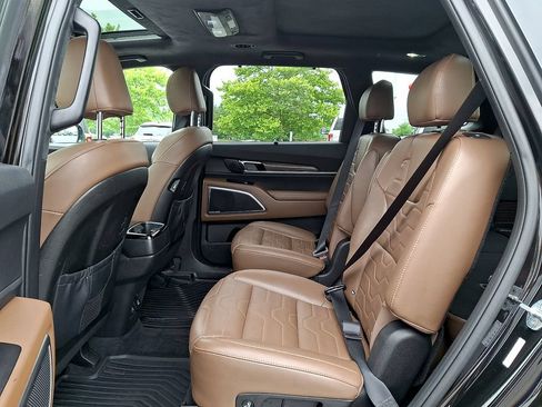 Used 2020 Kia Telluride SX w/ SX Prestige Package AWD/4WD image 10