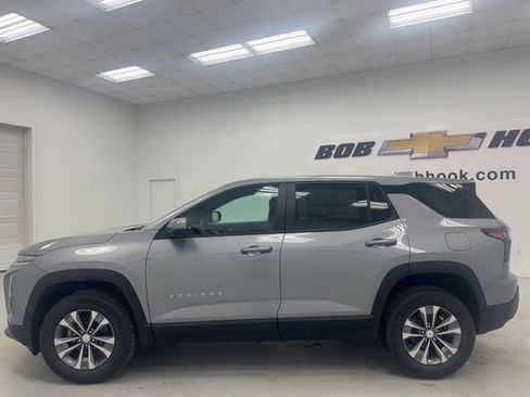 New 2026 Chevrolet Equinox LT AWD/4WD image 8