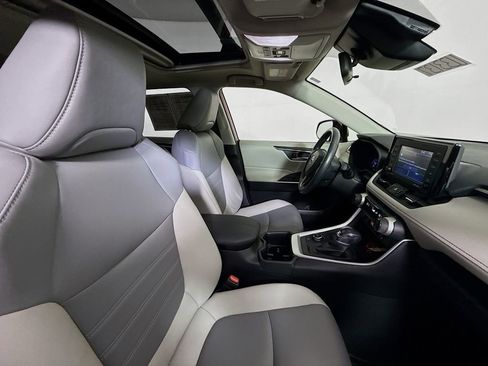 Certified 2022 Toyota RAV4 XLE Premium image 26