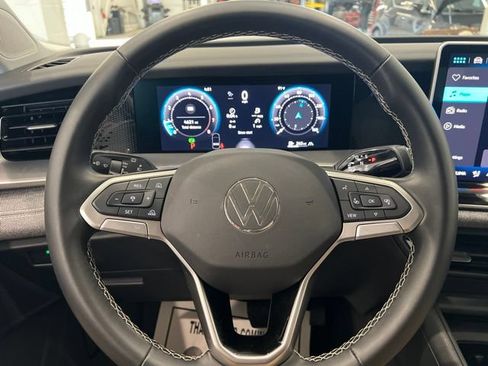 Used 2025 Volkswagen Tiguan S w/ 18" Wheel Package AWD/4WD image 25