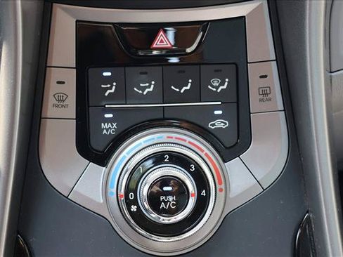 Used 2013 Hyundai Elantra GLS FWD image 19