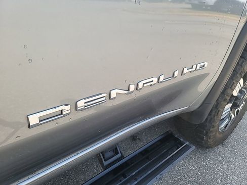Certified 2024 GMC Sierra 2500 Denali w/ Denali Reserve Package AWD/4WD image 11
