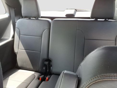 Used 2023 Chevrolet Traverse High Country w/ LPO, Floor Liner Package AWD/4WD image 16