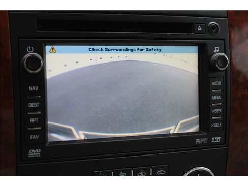 Used 2008 Chevrolet Avalanche LTZ w/ LTZ Preferred Equipment Group AWD/4WD image 23