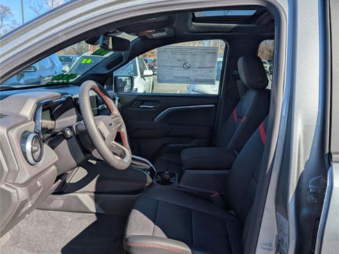 New 2026 Chevrolet Colorado Z71 image 11